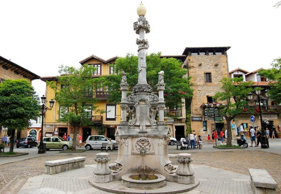 Pension Vega De Pas Comillas Exteriör bild